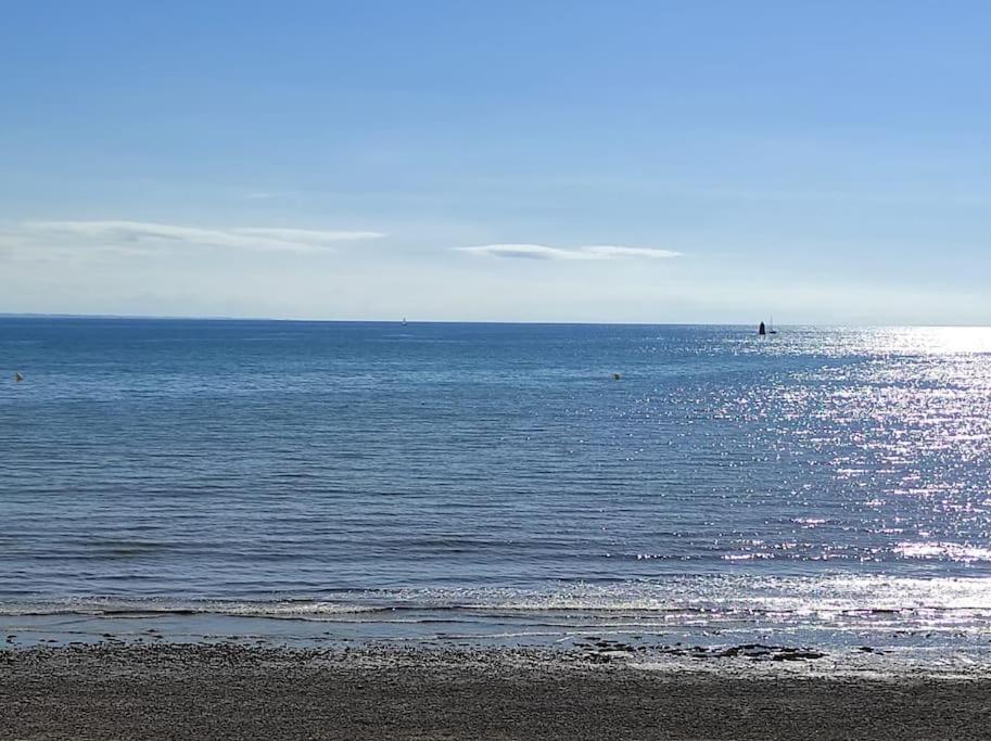 Studio Avec Vue Sur Mer A Granville. Plage A 3 Min Exterior foto